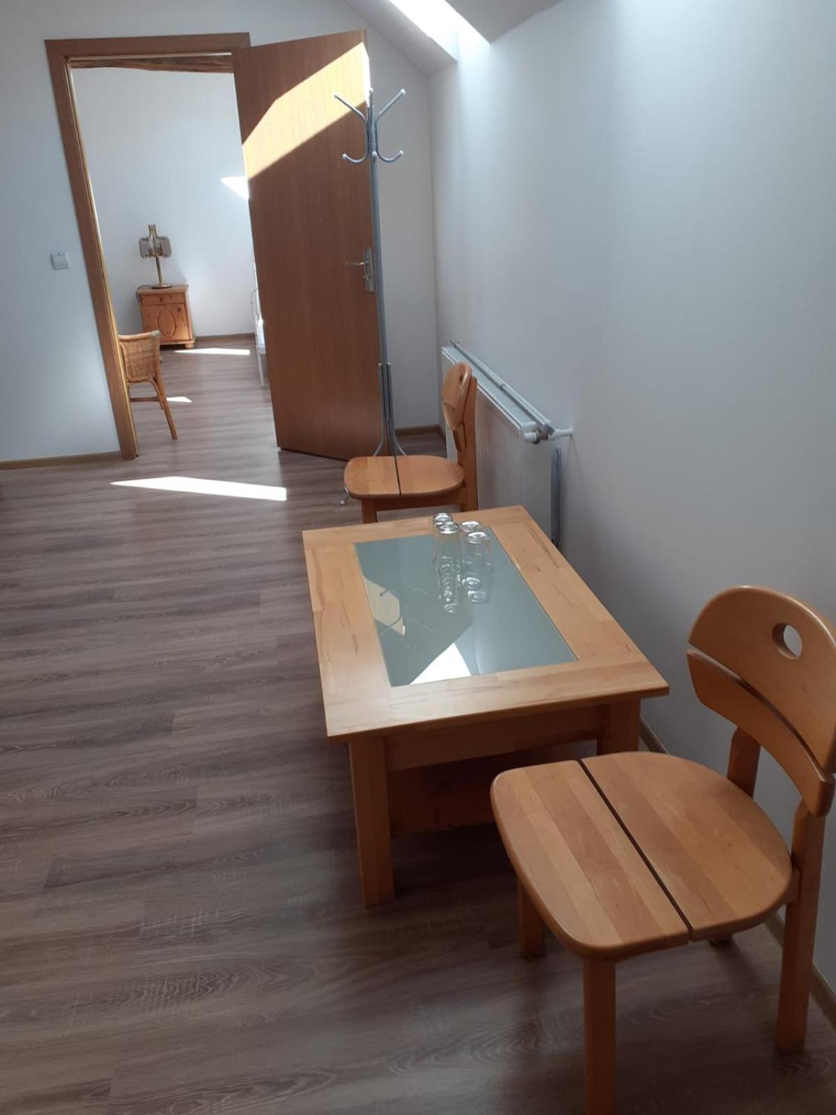 מלון Sasca Montană Casa Bunicii מראה חיצוני תמונה